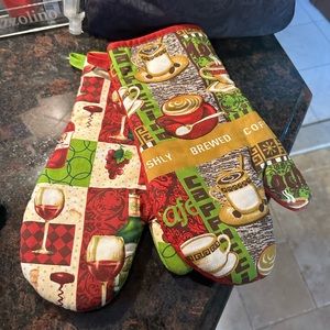 Oven mitts